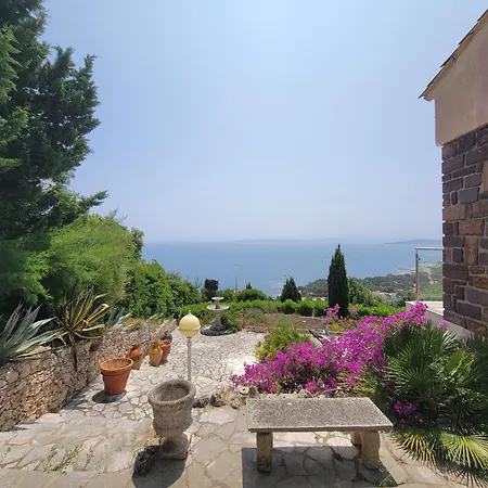 Vistaero Holiday home *